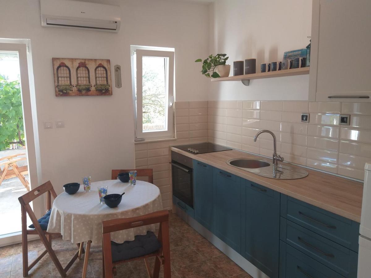 Holiday Home J-Adria Jadrija Exterior photo